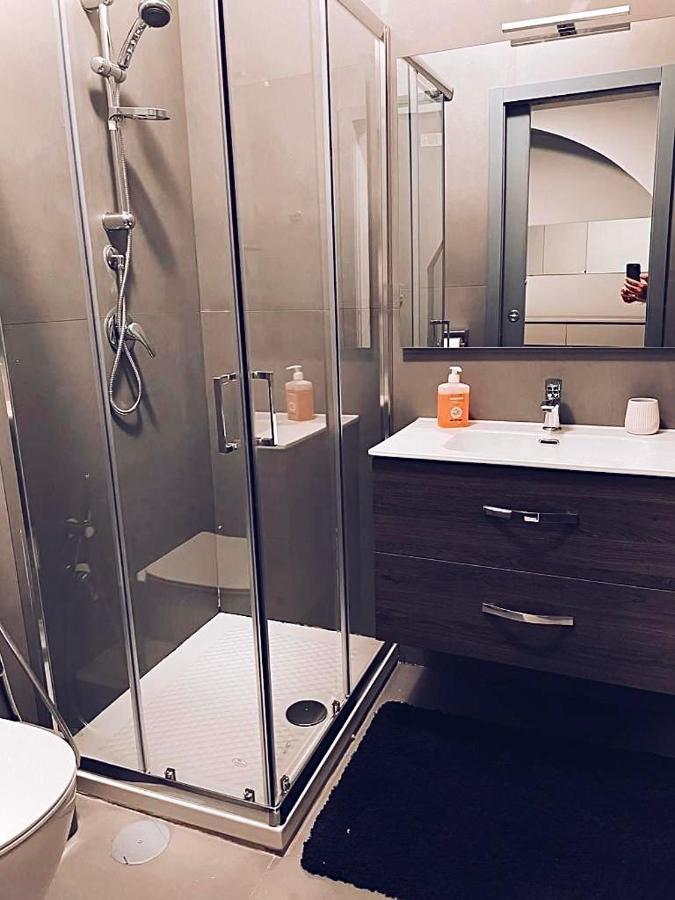 Modern City Center Apartment Benevento Eksteriør billede